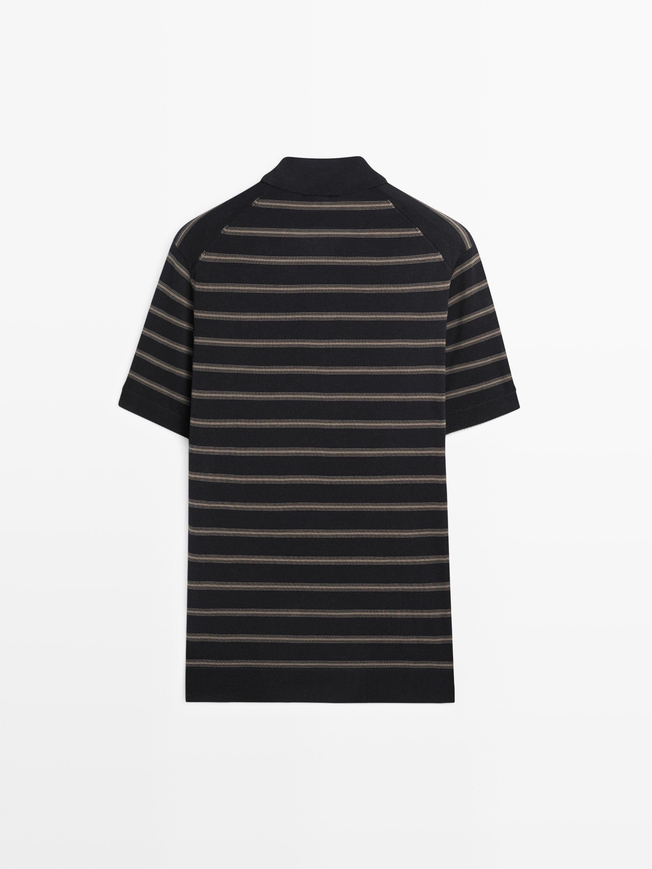 Polo en maille rayée contrastante